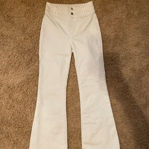 BCBMAXAZRIA White Denim Jeans | High Waisted | Wide Leg